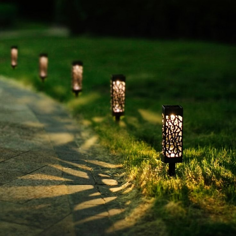 Solar Garden Pathway Lights @iamnaveedhanif